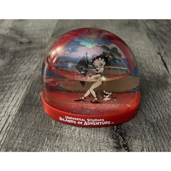 Betty Boop Snowglobe Plastic Universal Studios Florida Islands Adventure Vintage - Picture 4 of 7